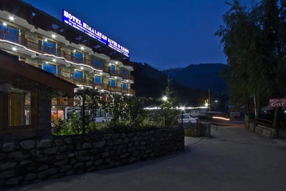 Hotel Himalayan River- Riverside Hotel Manāli Eksteriør billede