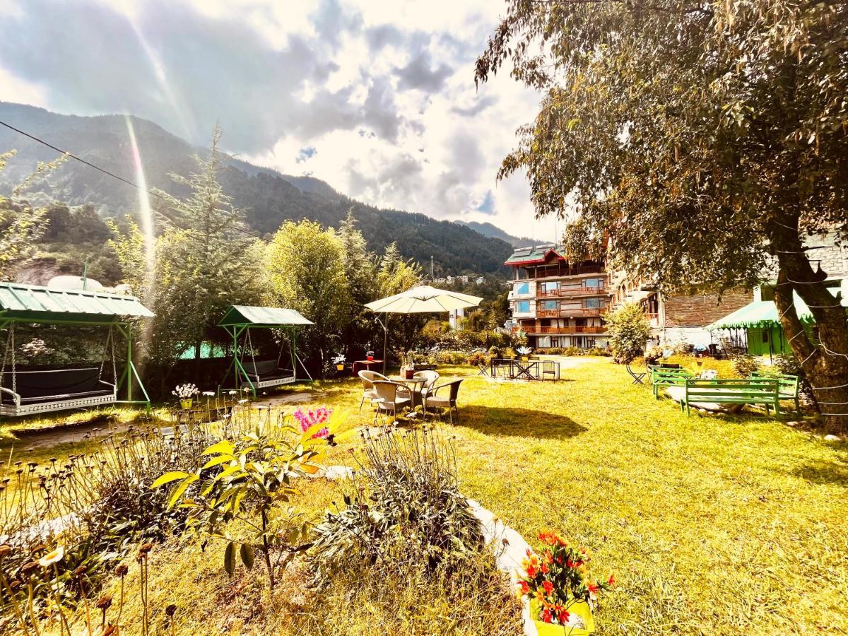 Hotel Himalayan River- Riverside Hotel Manāli Eksteriør billede