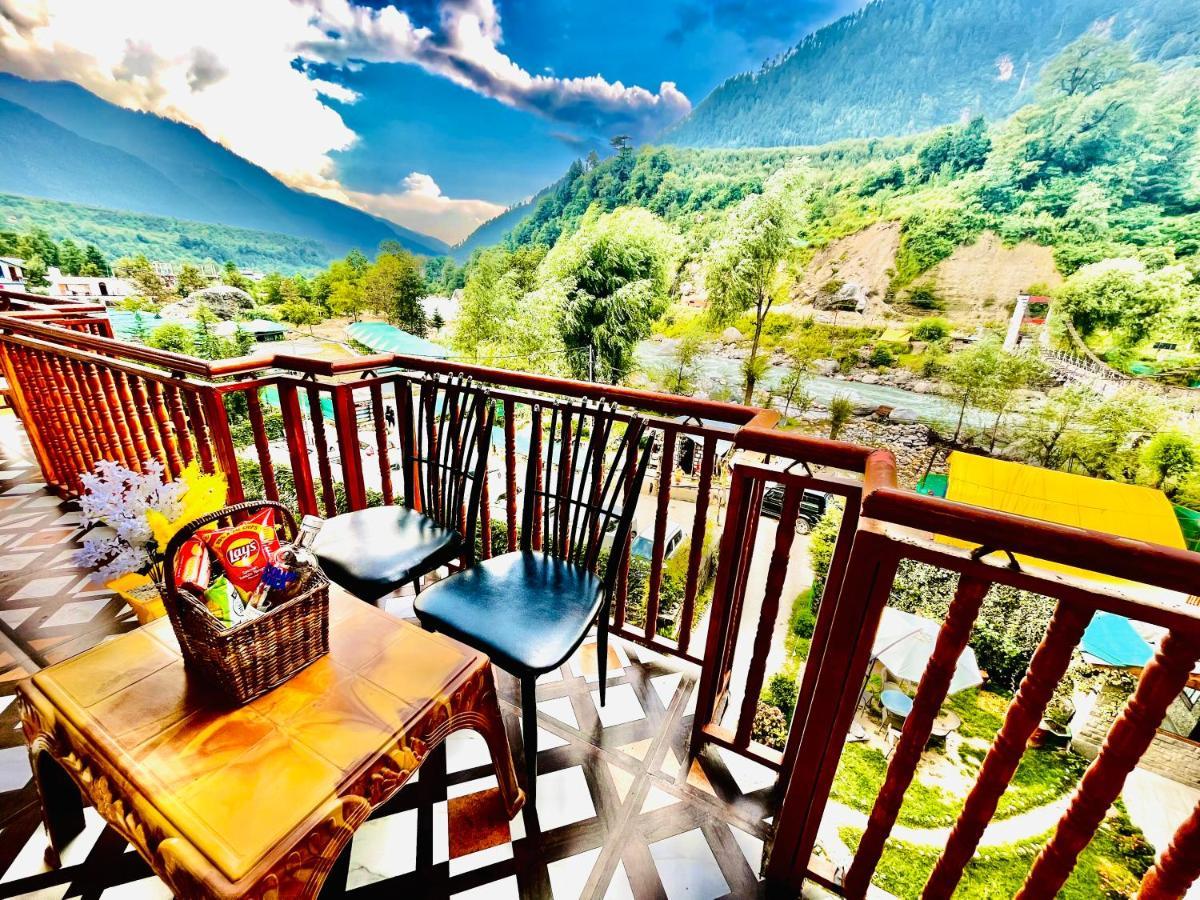 Hotel Himalayan River- Riverside Hotel Manāli Eksteriør billede