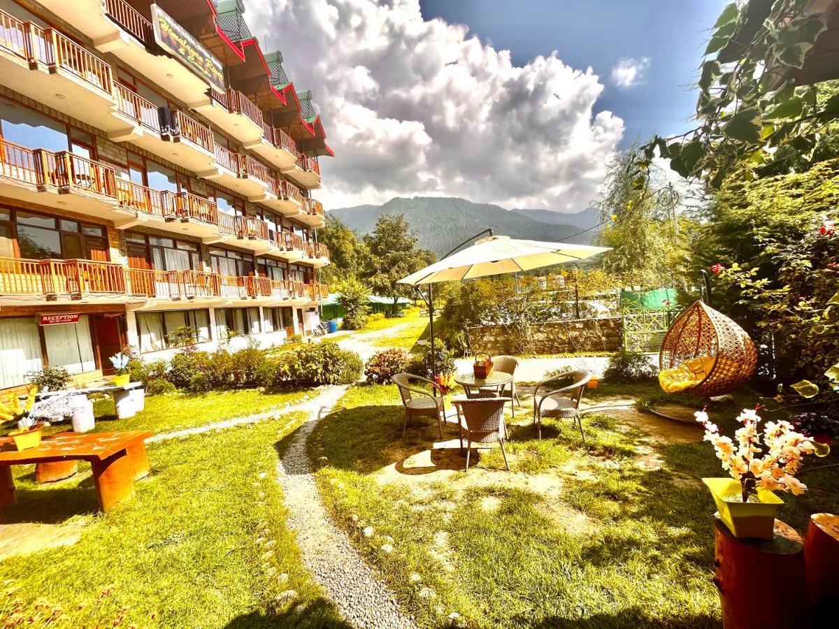 Hotel Himalayan River- Riverside Hotel Manāli Eksteriør billede